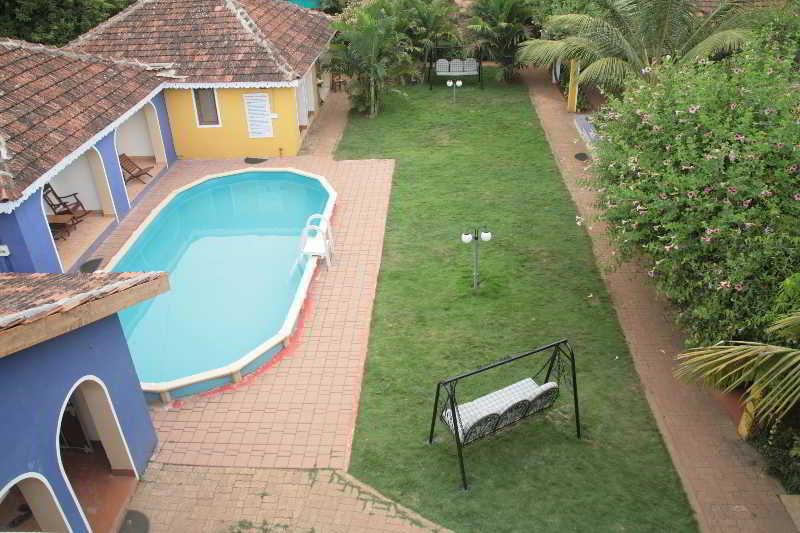 Baia Do Sol - Beach Boutique Baga Exteriör bild